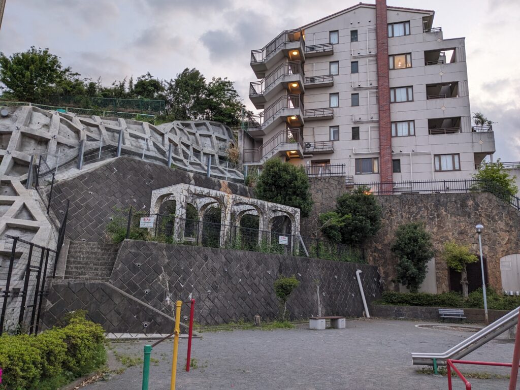 厚木市の萱山(かやま)公園の風景